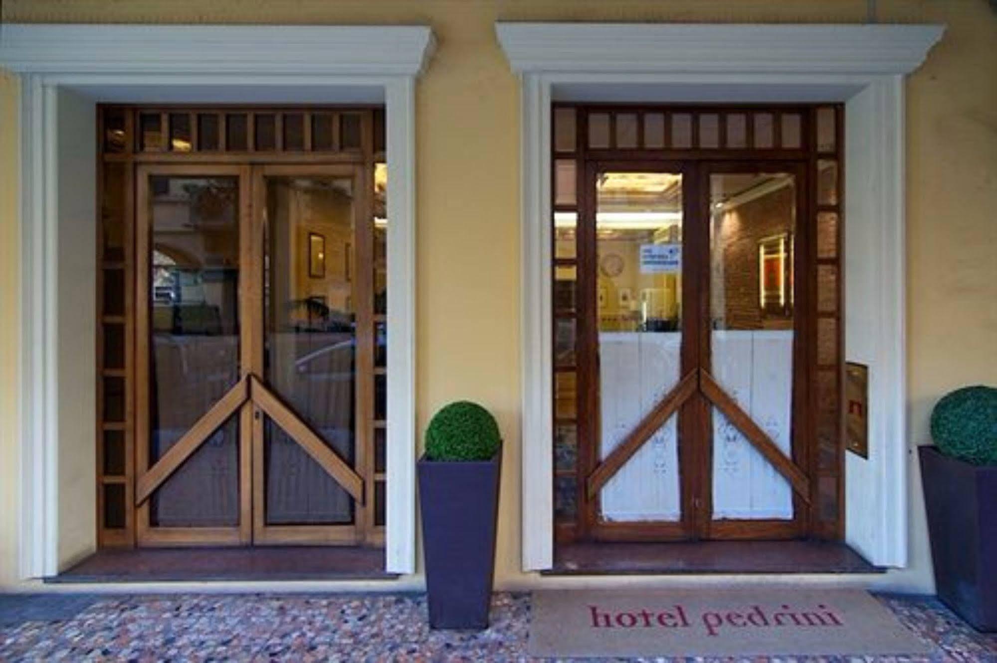 Hotel Pedrini Bolonha Exterior foto